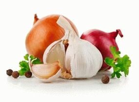 Cleaning with onion and garlic